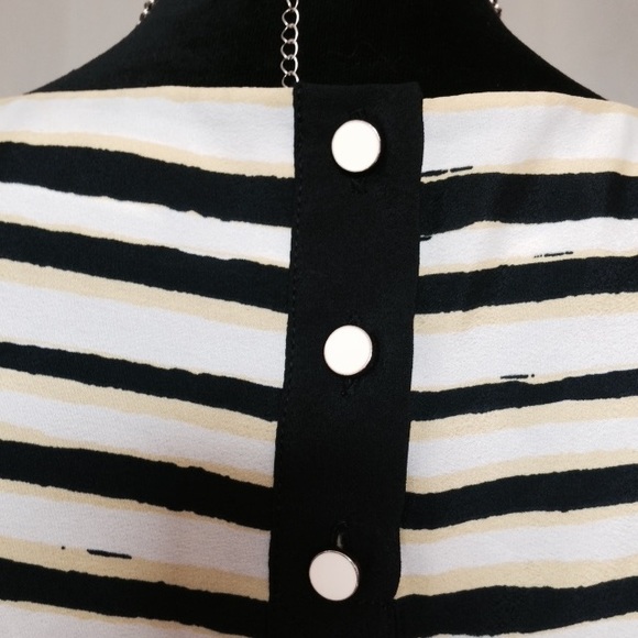 🦩🦩Ann Taylor loft short sleeve top size S - Picture 4 of 7